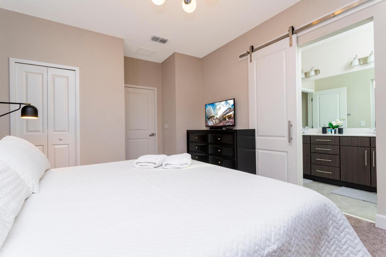 Incredible Brand New Four Bedrooms House With Hot Tub At Villa Domani Resort 0168 Davenport Exterior photo